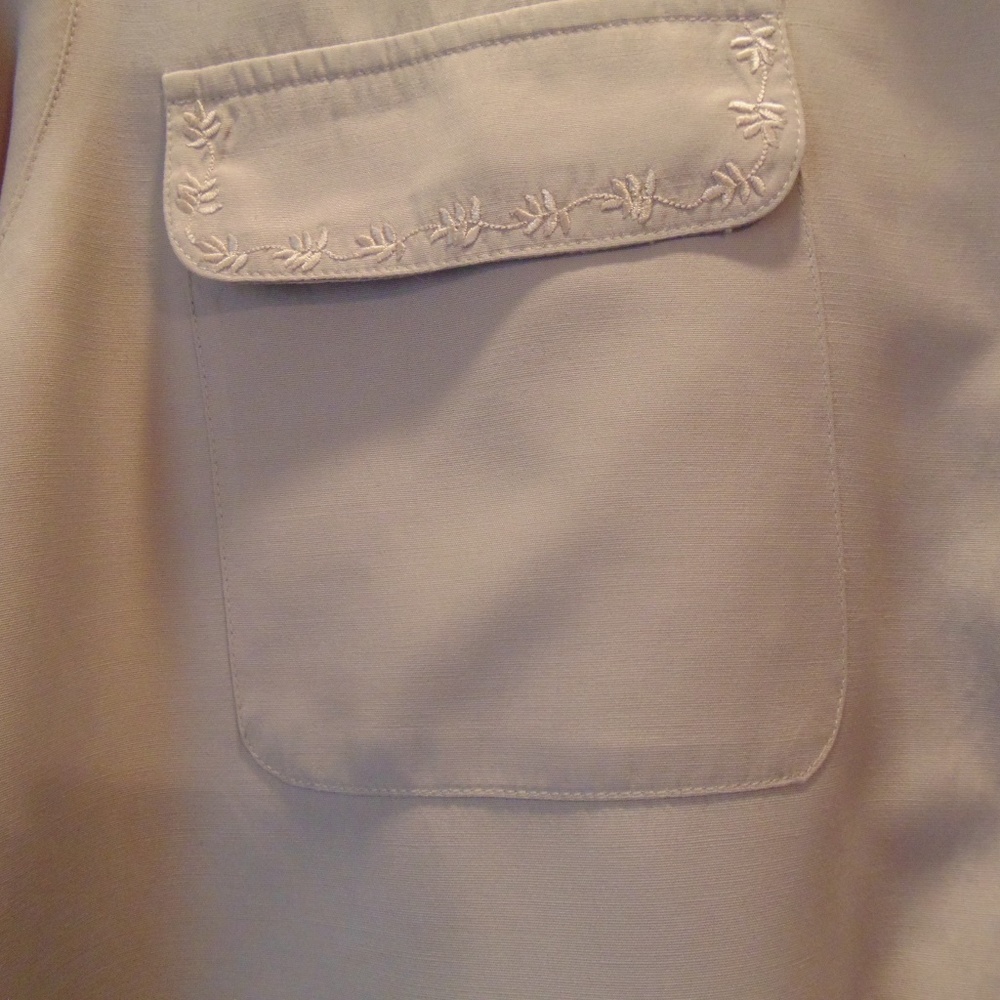 Blouse - Picture 3 of 4